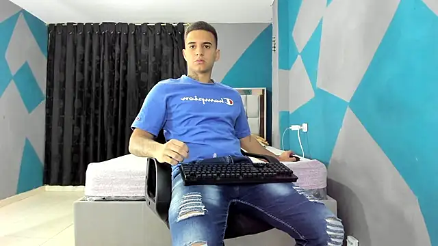 simookeler online show from December 10, 1:22 am