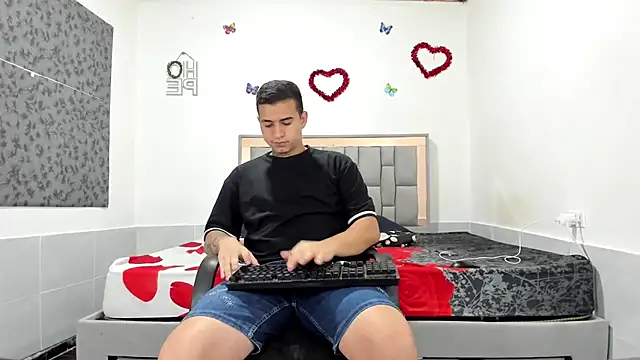 simookeler online show from October 6, 11:18 am