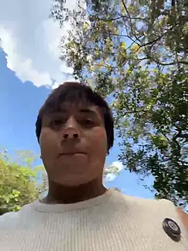 Snapshot of SweetHanson chatting on March 19, 8:57 pm SweetHanson online show from March 19, 8:57 pm