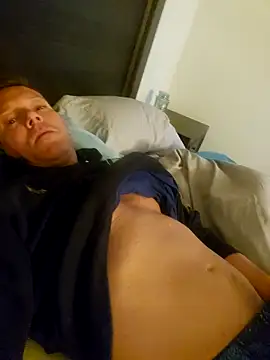 Bigtater1999 online show from November 9, 2:15 pm