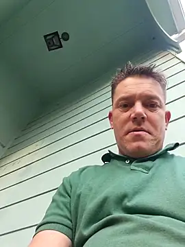 Snapshot of Bigtater1999 chatting on March 5, 9:55 pm Bigtater1999 online show from March 5, 9:55 pm