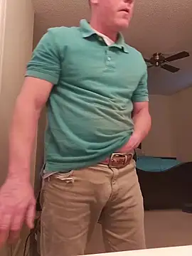 Bigtater1999 online show from June 1, 10:44 pm