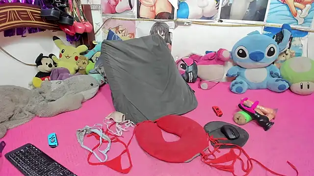 Snapshot of ArianaUnicorn chatting on July 28, 3:08 pm ArianaUnicorn online show from July 28, 3:08 pm