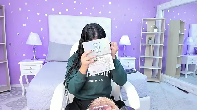 scarlette 15  online show from November 13, 3:27 am