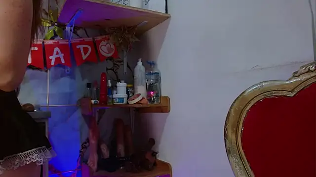 Snapshot of Bigass_dayla chatting on September 28, 1:27 pm Bigass dayla online show from September 28, 1:27 pm