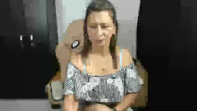 Snapshot of MafeJonesTaboo chatting on October 10, 9:25 pm MafeJonesTaboo online show from October 10, 9:25 pm