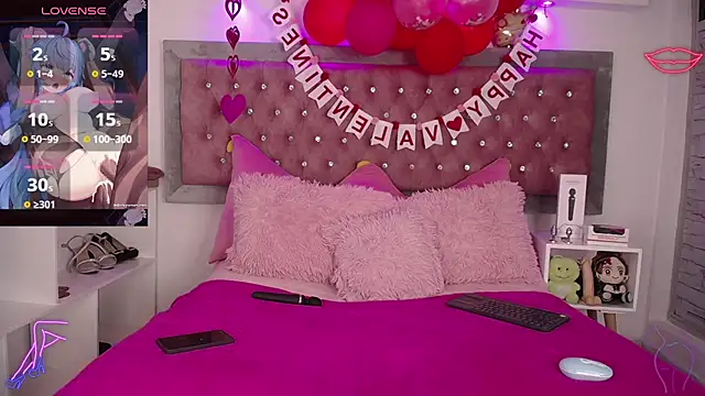 Snapshot of EmmaWilder chatting on February 13, 5:16 am EmmaWilder online show from February 13, 5:16 am