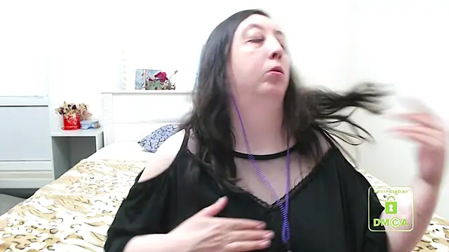 cute and hot online show from February 17, 12:59 pm