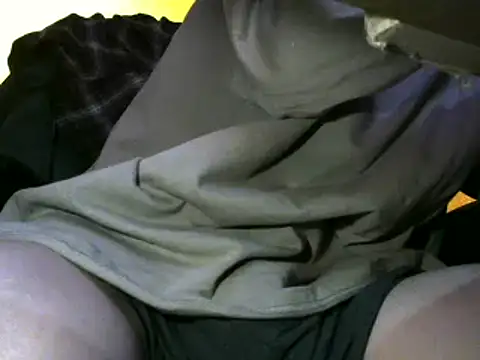 Snapshot of Ray175oo chatting on January 9, 5:00 pm Ray175oo online show from January 9, 5:00 pm