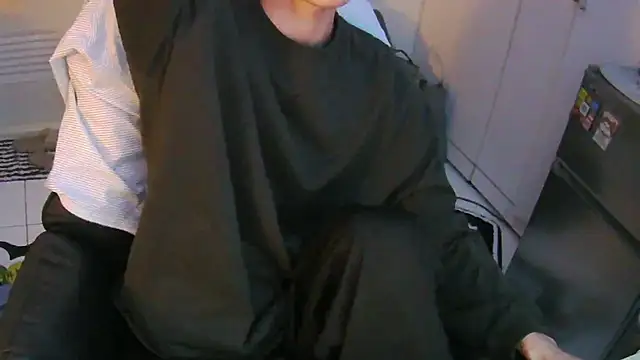 Ray175oo online show from March 12, 5:52 pm