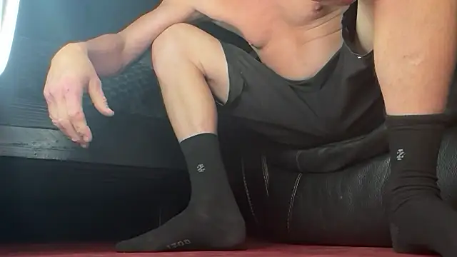 Snapshot of wheresando1 chatting on March 8, 10:41 am wheresando1 online show from March 8, 10:41 am