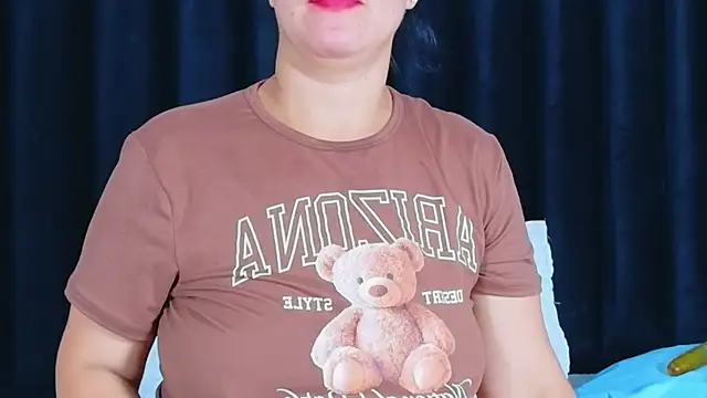 hotlatinateacher online show from February 19, 7:54 pm