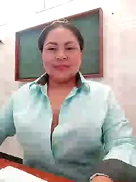 Snapshot of Norve26 chatting on December 3, 5:45 pm Norve26 online show from December 3, 5:45 pm