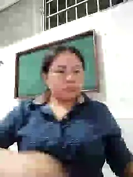 Snapshot of Norve26 chatting on December 5, 1:36 am Norve26 online show from December 5, 1:36 am