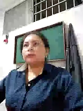 Snapshot of Norve26 chatting on December 13, 11:39 pm Norve26 online show from December 13, 11:39 pm