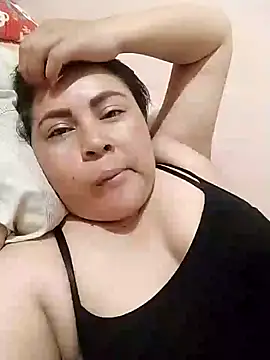 Snapshot of Norve26 chatting on February 8, 1:54 am Norve26 online show from February 8, 1:54 am