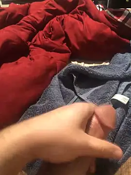 Snapshot of darksmoke011 chatting on February 4, 6:36 am darksmoke011 online show from February 4, 6:36 am