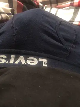 Snapshot of darksmoke011 chatting on February 22, 4:18 am darksmoke011 online show from February 22, 4:18 am