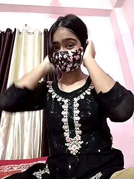 Snapshot of Arisha- chatting on October 5, 6:39 pm Arisha- online show from October 5, 6:39 pm