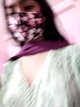 Snapshot of Arisha- chatting on October 10, 9:30 am Arisha- online show from October 10, 9:30 am