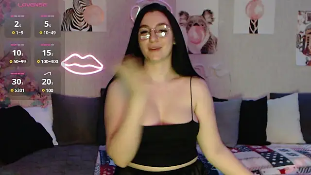 Fluffy Tiffy online show from January 31, 8:01 am