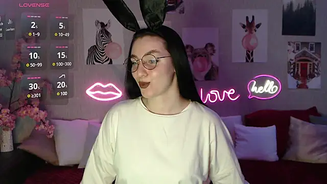 Fluffy Tiffy online show from February 13, 12:57 am