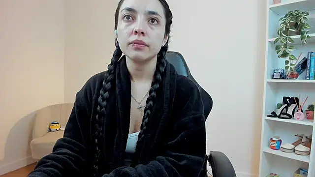  BellaEvans  online show from January 23, 5:45 am