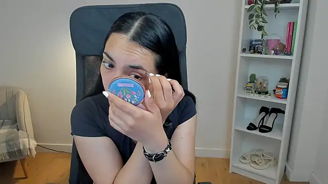  BellaEvans  online show from June 4, 4:51 am
