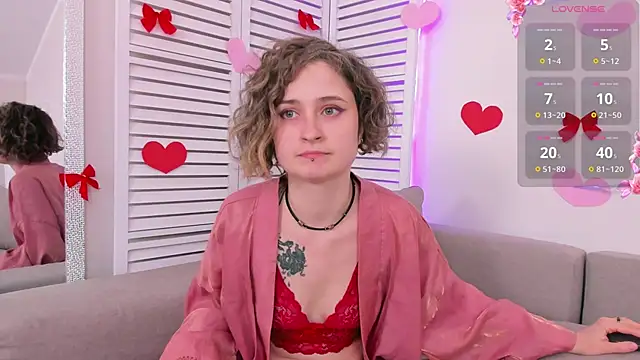 Snapshot of sweet_cherry_pie_ chatting on February 18, 4:16 pm sweet cherry pie online show from February 18, 4:16 pm