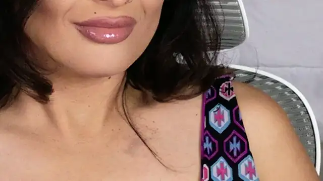 xprettysmilex online show from May 19, 8:15 pm