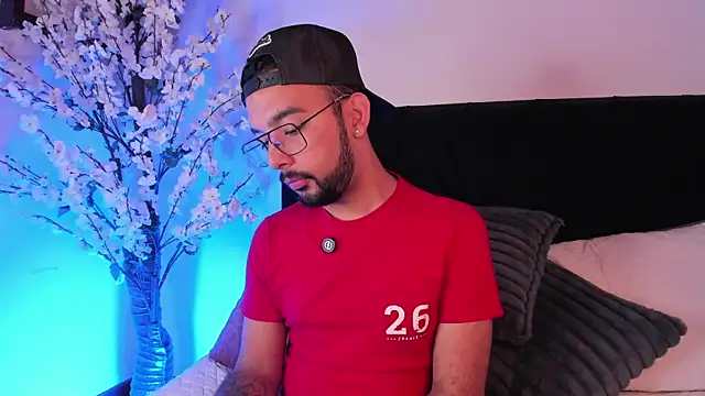  PauloDaSilva  online show from March 27, 10:15 am