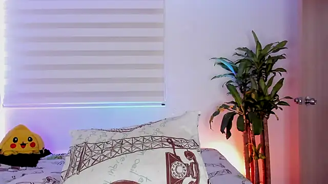 aldrinwhite online show from October 21, 5:02 pm