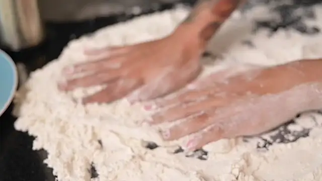 saribelcute online show from December 2, 8:59 pm