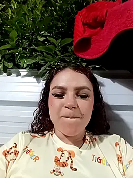 Mommy-Hot online show from March 4, 2:17 am