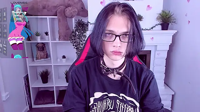 Justin Care online show from February 9, 8:45 pm