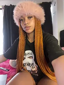 Snapshot of Melany_Williams chatting on April 13, 1:38 pm Melany Williams online show from April 13, 1:38 pm