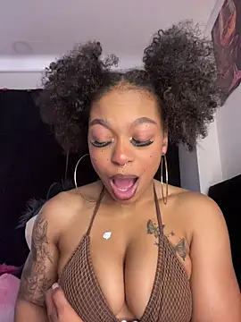 Snapshot of Melany_Williams chatting on April 20, 12:41 pm Melany Williams online show from April 20, 12:41 pm