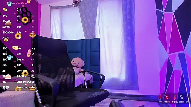 charolbruce 1 online show from January 30, 6:43 pm