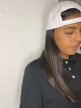 BarbieHotLaura online show from March 13, 9:26 pm