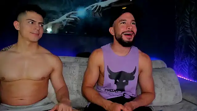 Crhis N Derek online show from February 12, 1:41 am
