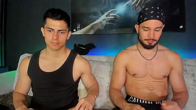 Crhis N Derek online show from March 22, 10:59 pm