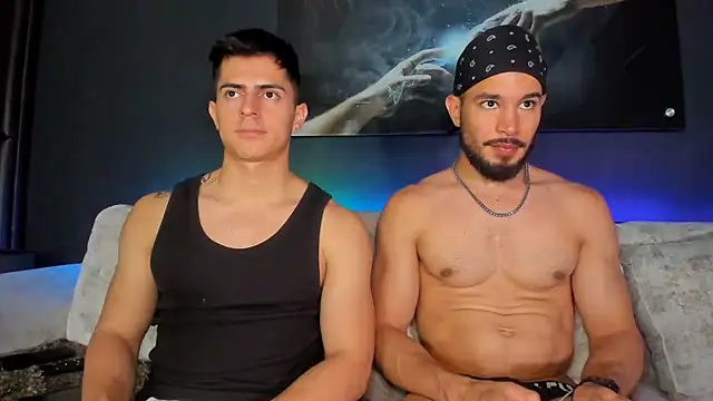 Crhis N Derek online show from March 23, 2:37 am