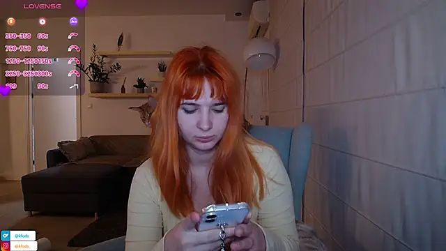 Snapshot of Kotis_Foxy chatting on February 3, 4:01 pm Kotis Foxy online show from February 3, 4:01 pm