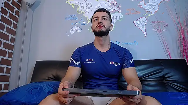 AndyBlass online show from December 14, 1:05 pm