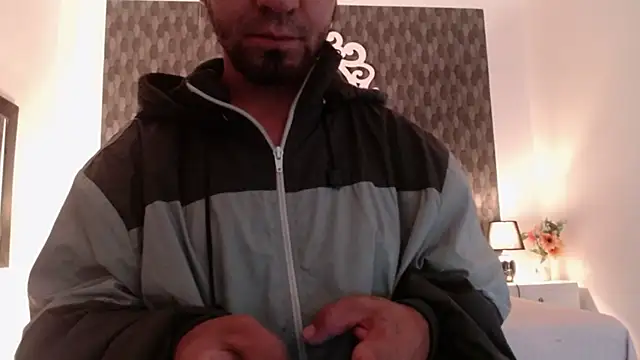 Little Alann online show from March 22, 8:29 am