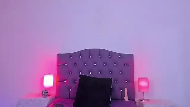 Nyx nayla online show from February 1, 11:10 am