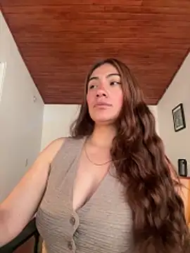 emmily d online show from June 9, 7:03 pm