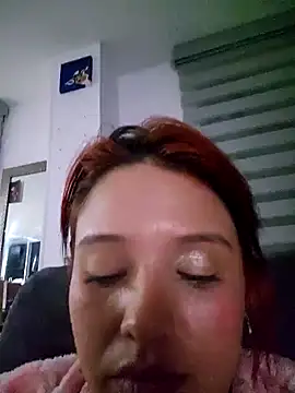 Snapshot of LorenRosse chatting on February 24, 3:02 am LorenRosse online show from February 24, 3:02 am