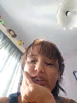 Snapshot of LorenRosse chatting on October 11, 5:50 am LorenRosse online show from October 11, 5:50 am