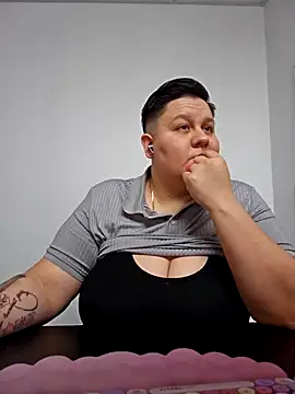 DevilDahm online show from February 18, 5:42 pm